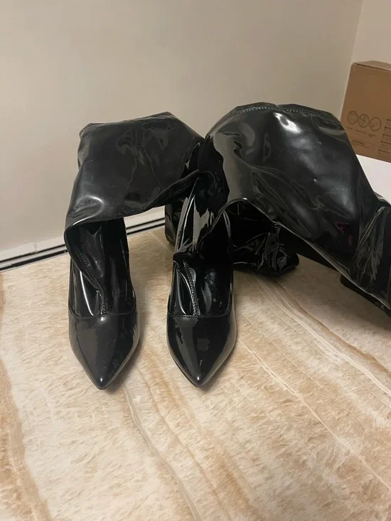Black Patent Over-the-Knee Stiletto Boots - Picture 2 of 3